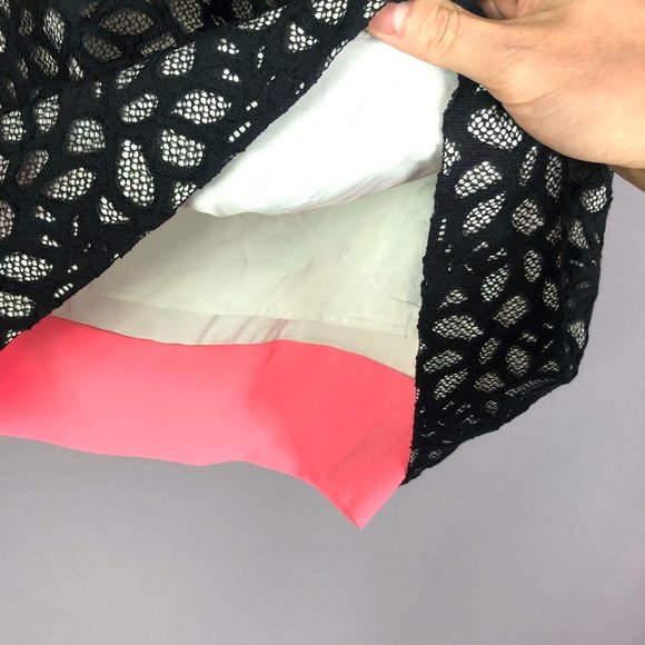 Diane Von Furstenberg Lace Elley Mini Skirt Size 12 - Picture 5 of 10